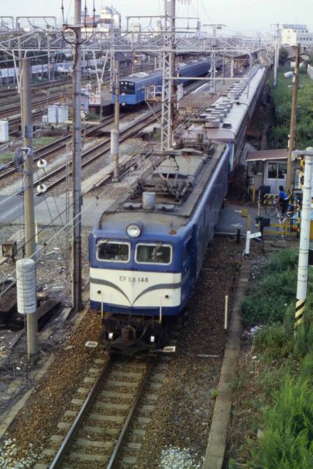 80年代当時物　御座敷客車完成記念 プレート 昭和56年7月 天王寺鉄道管理局 古い写真で思い出語り | 旅一郎のブログ